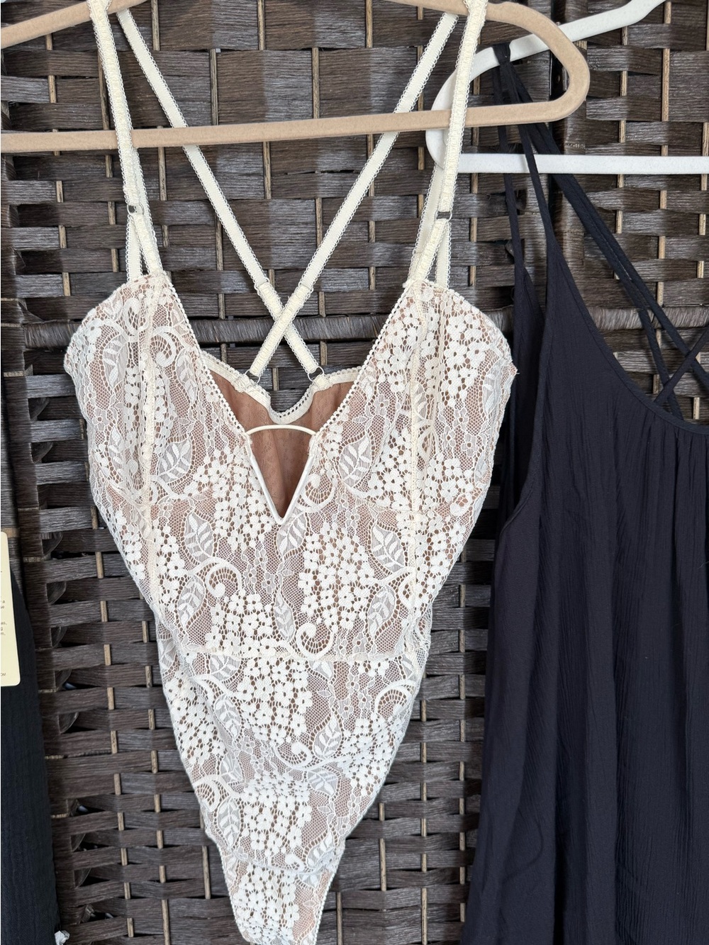 *NEW*Sz L*Elle Macpherson*Body "Edge" Bodysuit
